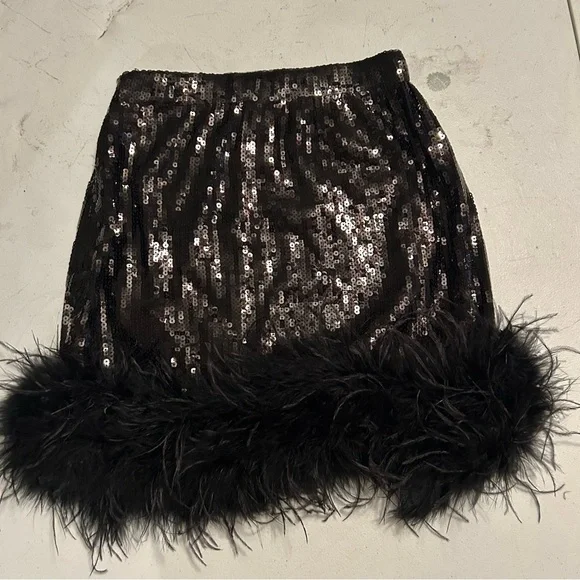 Judith March Black Sequin Skirt with Feather Trim - Picture 5 of 6